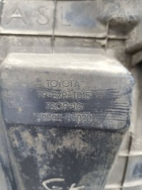 фото thumb №5, Toyota avensis t270 2011 підкрилок задні