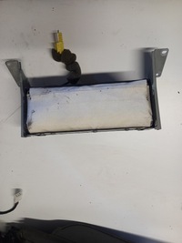 фото thumb №1, Подушка подушка безпеки пасажира vw t4 2.5 tdi 7d0880202