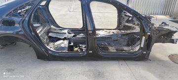 фото thumb №1, Четверть порог правая сторона audi a8 d4 длинный ly8x