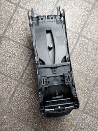 фото thumb №8, Подлокотник кожа бардачок mercedes c w205 europa