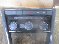 фото thumb №2, Панель кондиционера рамка 5g0907044da vw t-roc