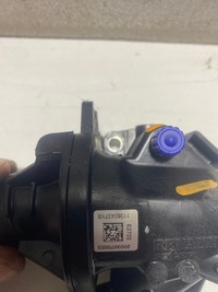 фото thumb №2, Корпус термостата renault master iii 110604371r