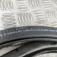 фото thumb №6, Audi q4 sportback e-tron 2024 правая сторона прокладка дверь передних