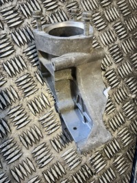 Кронштейн опора полуось opel astra j iv 13349212 Доставка, фото thumb