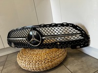 фото thumb №6, Mercedes w206 c klasa 2021- решётка радиатора amg значок kompletny jak новый камера