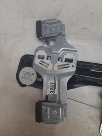 фото thumb №8, Chevrolet trax 17- подъемник стекло левый перед usa