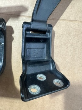 фото thumb №6, Петлі двері лівий зад, кришки зад, mercedes w447 cz, vito, c7831 комплект