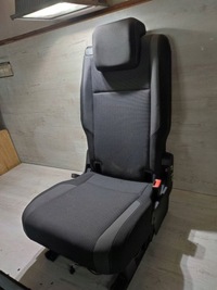 фото thumb №9, Volkswagen touran iii 2020 задня сторона права сидіння заднє сидіння