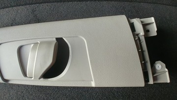 фото thumb №4, Накладка обшивка стійка b праві prius plus