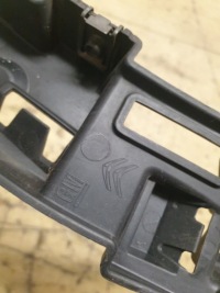 Citroen berlingo 4 iv напрямна лівий бампера перед 9816768880 Ціна, фото thumb