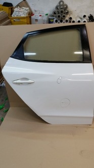 фото thumb №1, Hyundai ix35 ix 35 двері задня праве задні
