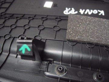 фото thumb №6, Обшивка сидіння диван комплект hyundai kona ev