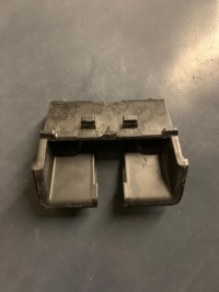 фото thumb №1, Alfa romeo giulia консоль центральна бардачок 156146540