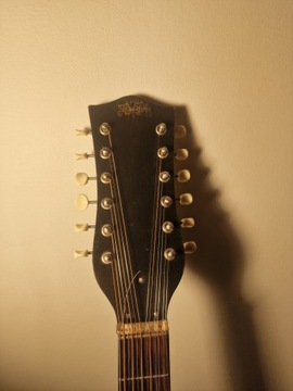Винтажная 12-струнная гитара Hofner 490, 1970-е годы.