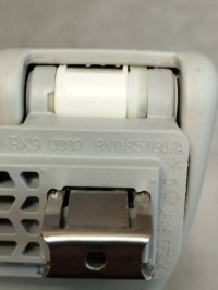 фото thumb №3, Audi a3 8v ручка потолочный задняя 8v0857607a