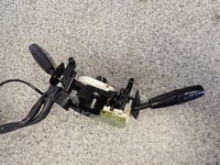 фото thumb №6, Kia carens 03-06 переключатель pod руль