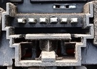 фото thumb №2, Renault clio i 98 r лампа права задня