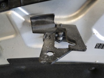 фото thumb №8, Mercedes c класс 204 w204 капот крышка двигателя 63 amg 775