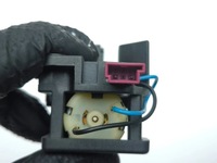 фото thumb №7, Bmw 5 e60 e61 2006 правая сторона моторчик шторы стёкла задней