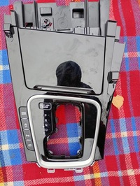 фото thumb №1, Kia ceed панель рамка бардачок