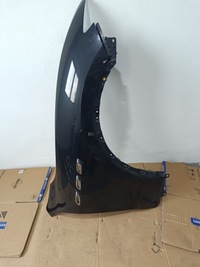 фото thumb №1, Крила перед правий levante