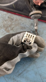 фото thumb №11, Лампа ліва зад nissan note 1.4b 06r