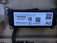 фото thumb №4, Toyota camry viii xv70 лампа освітлення салону