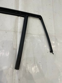 фото thumb №3, Volvo v60 ii 18-23 рамка прокладка двері лівий зад