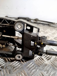 фото thumb №8, Toyota avensis t250 2006 домкрат перемикання передач / верхній