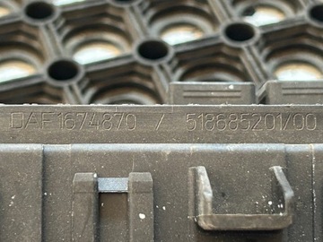 фото thumb №3, Коробка предохранителей daf 1674870 2036358