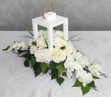 Могильный венок, букет на могилу, кладбище, фонарь