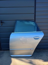 фото thumb №1, Двері лівий задня audi a4 b7 s-line 2007r