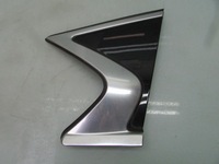 фото thumb №1, Q30 16r планка права задня праві зад хром захист