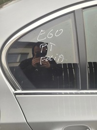 фото thumb №1, Скло двері правий задня задня трикутник bmw e60 плівка c79