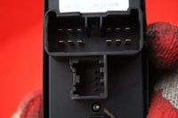 фото thumb №11, Панель керування вікон eu dd1066350b mazda 2 dy 07r