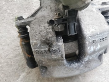 фото thumb №7, Суппорт тормозной правые перед mercedes e-klasa w207