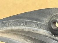 фото thumb №8, Решітка протитуманної фари renault clio ii 2