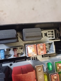 фото thumb №9, Коробка предохранителей opel corsa d 1.0 бензин 13292736