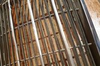 фото thumb №12, Решётка радиатора mercedes-benz sedan w123 1238880023 1975