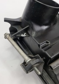 фото thumb №4, Корпус фільтра повітря ліва mercedes ml w164