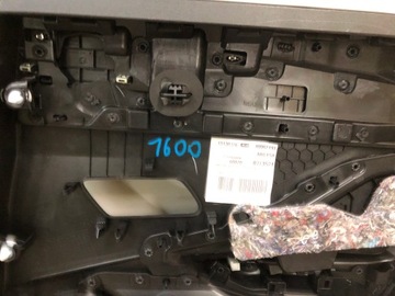 фото thumb №8, Peugeot 308 t10 боковина обивка дверь зад левая