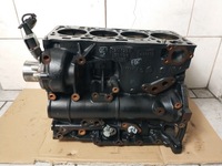 фото thumb №1, Audi a4 b9 2.0 tdi deta блок двигателя