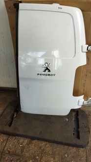 фото thumb №1, Berlingo partner iii двері праві зад