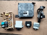 фото thumb №1, Набір стартовий бортовий комп'ютер toyota avensis t25 2.2 d-cat