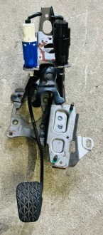 фото thumb №1, Ford ecosport mk2 17r. педаль тормоза 8v51-2450-ag