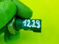 фото thumb №7, Датчик ciśnieniea масла s6 c7 s7 c7 a8 4.0 tfsi ctg 079919081d