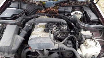 фото thumb №5, A1111580185 захист розподільний вал кришка mercedes w210 e клас 95 r sedan ben