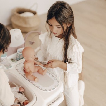 УГОЛОК ДЛЯ УХОДА ЗА БОЛЬШОЙ КУКЛОЙ SMOBY BABY NURSE