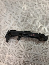 фото thumb №1, Напрямна бампера лівий перед toyota hilux vii 05-15