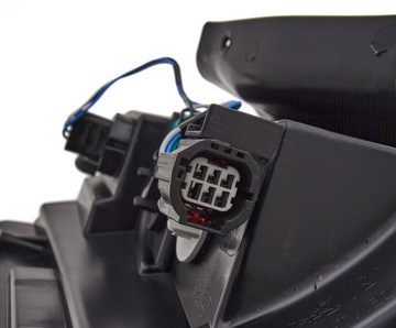 фото thumb №12, Лампа зад do chrysler town & country 2008-2016 5182530ae права